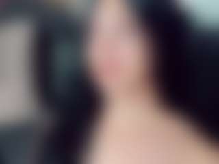 EmmaSaenz's Live Sex Cam Show