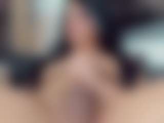 EmmaSaenz's Live Sex Cam Show