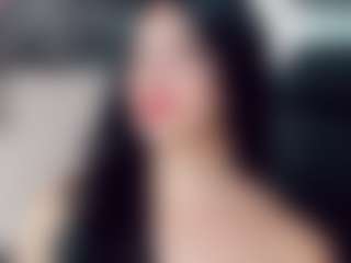 EmmaSaenz's Live Sex Cam Show