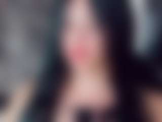 EmmaSaenz's Live Sex Cam Show