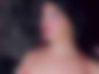 EmmaSaenz's Live Sex Cam Show
