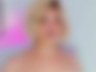 EmmaSaenz's Live Sex Cam Show
