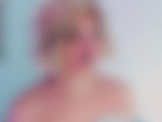 EmmaSaenz's Live Sex Cam Show