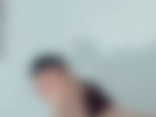 EmmaSaenz's Live Sex Cam Show