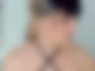 EmmaSaenz's Live Sex Cam Show