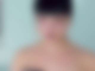 EmmaSaenz's Live Sex Cam Show