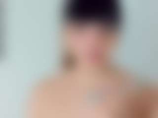 Live cam show with EmmaSaenz - Latina on camwithhim.com | colombia