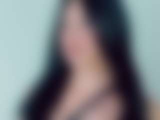 EmmaSaenz's Live Sex Cam Show