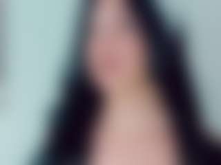 Live cam show with EmmaSaenz - HD on camgirlchat.live