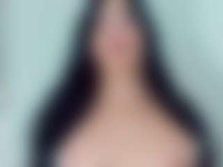 Live cam show with EmmaSaenz - Dutch on Porn Luv