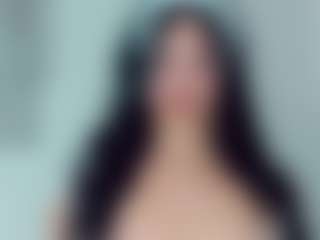 EmmaSaenz's Live Sex Cam Show