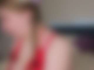 Live cam show with Megan - Green Eyes on instabang
