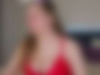 Live cam show with Megan - Upskirt on SxyPornLive