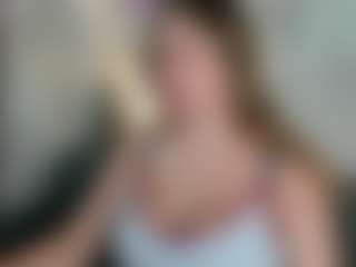 Live cam show with Megan - Green Eyes on Camiplay Live