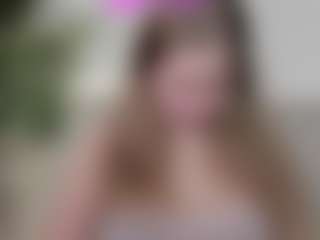 Live cam show with Megan - Camel Toe on CSO-WL