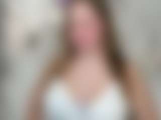 Live cam show with Megan - Green Eyes on sexylive.show