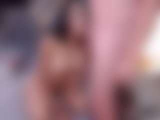 Spettacolo in cam dal vivo con CarlosBangsYeidy - Dildo su Camsoda