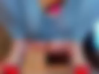 Girl_Squirt MILF webcam performer live streaming