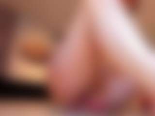 100for_Instant_SQUIRT's Live Sex Cam Show