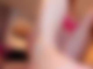 100for_Instant_SQUIRT's Live Sex Cam Show