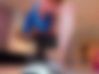 Live cam show with 100for_Instant_SQUIRT - Curvy Small Tits on Uber Horny