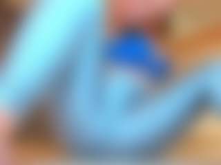 100for_Instant_SQUIRT's Live Sex Cam Show