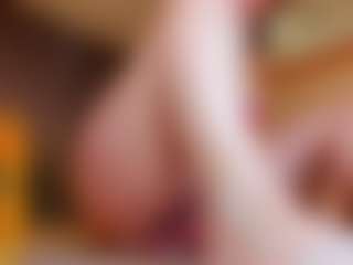 Live cam show with 100for_Instant_SQUIRT - Blonde Hair Shaved Pussy on Soda Cam