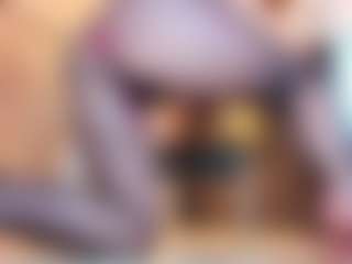 100for_Instant_SQUIRT's Live Sex Cam Show