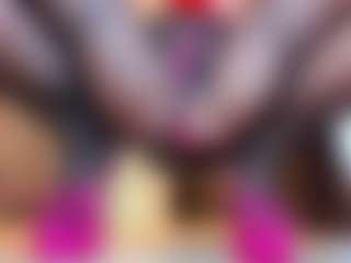 100for_Instant_SQUIRT's Live Sex Cam Show