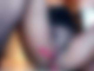 100for_Instant_SQUIRT's Live Sex Cam Show
