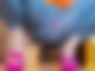 100for_Instant_SQUIRT's Live Sex Cam Show