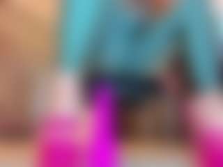 100for_Instant_SQUIRT's Live Sex Cam Show
