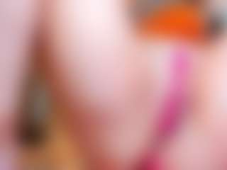 100for_Instant_SQUIRT's Live Sex Cam Show