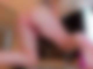 100for_Instant_SQUIRT's Live Sex Cam Show