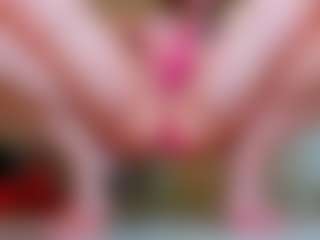 100for_Instant_SQUIRT's Live Sex Cam Show