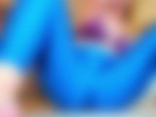 100for_Instant_SQUIRT's Live Sex Cam Show