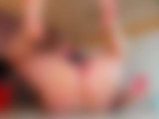 100for_Instant_SQUIRT's Live Sex Cam Show