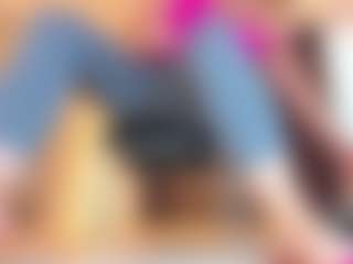 100_for_Instant_SQUIRT's Live Sex Cam Show