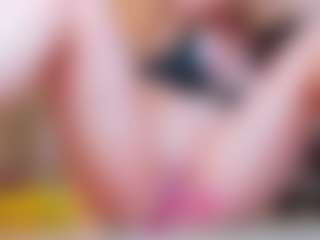 100_for_Instant_SQUIRT's Live Sex Cam Show