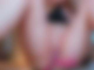 100_for_Instant_SQUIRT's Live Sex Cam Show