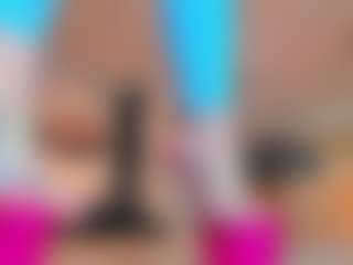 100_for_Instant_SQUIRT's Live Sex Cam Show