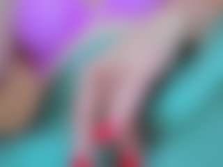 Live cam show with 100_for_Instant_SQUIRT - Curvy Teen (18+) on Camsoda