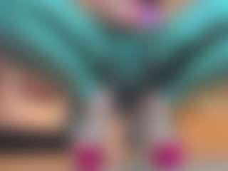 100_for_Instant_SQUIRT's Live Sex Cam Show