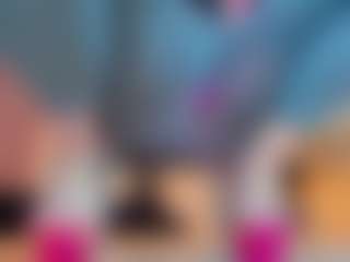 100_for_Instant_SQUIRT's Live Sex Cam Show