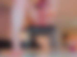 100_for_Instant_SQUIRT's Live Sex Cam Show
