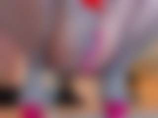 100_for_Instant_SQUIRT's Live Sex Cam Show