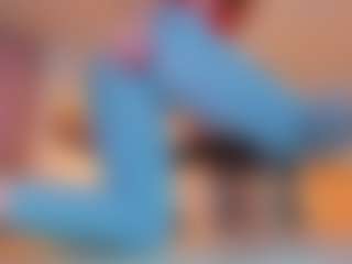 100_for_Instant_SQUIRT's Live Sex Cam Show