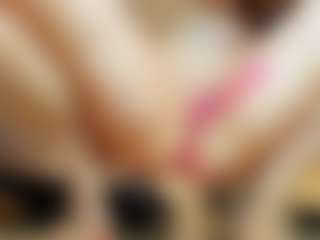 100_for_Instant_SQUIRT's Live Sex Cam Show