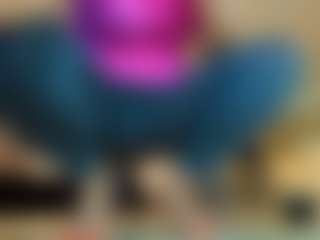 100_for_Instant_SQUIRT's Live Sex Cam Show