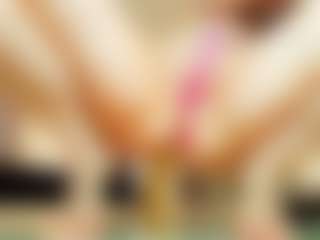 100_for_Instant_SQUIRT's Live Sex Cam Show